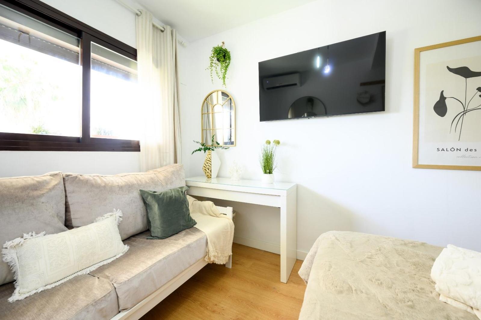 Estudio Con Parking Teatinos Malaga Living Zewnętrze zdjęcie